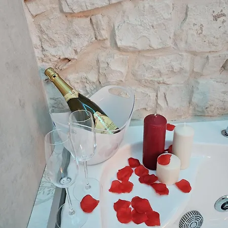 Villa Luxuite Con Piscina E Jacuzzi *
