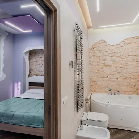 Luxuite Con Piscina E Jacuzzi * Alberobello